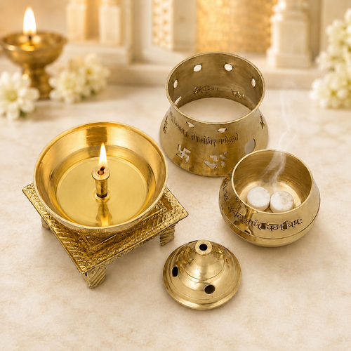 Brass Ajuuba Diya / Lamp